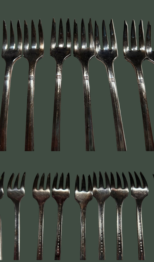 Estate sale Caprice Oneida Elegant Silver-Plated Cocktail Fork Set 9pcs