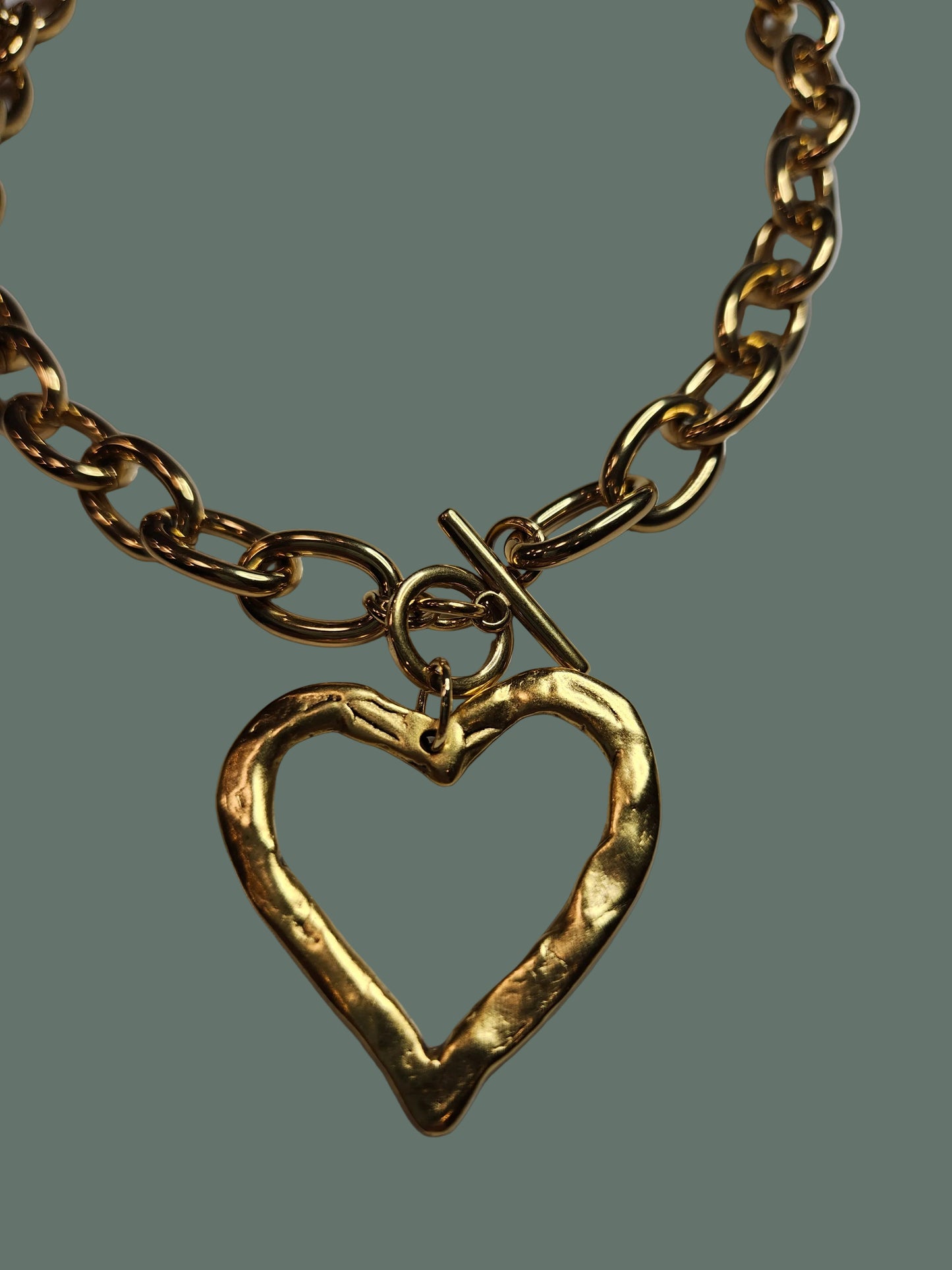 Open Heart Chunky Toggle Necklace